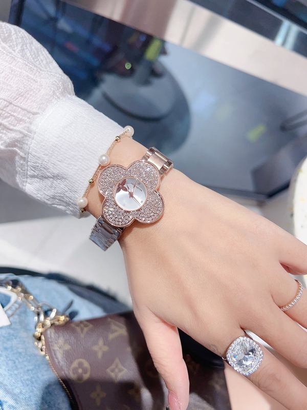 ブランド時計素材ディテール